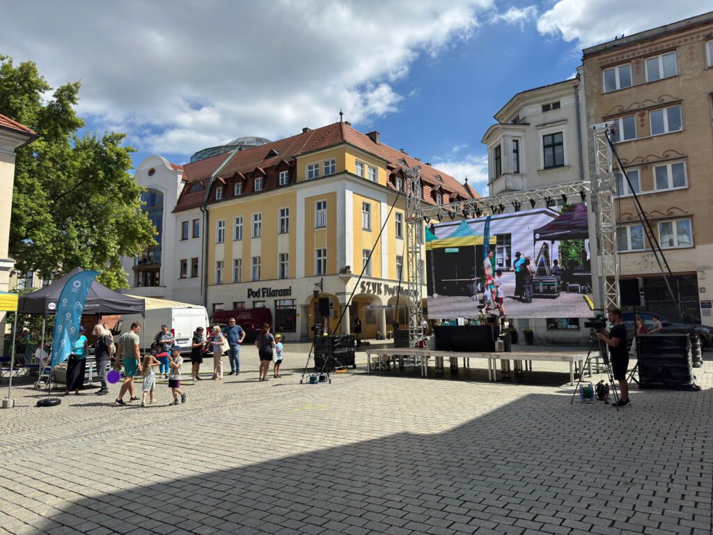 ekrany led, telebim zielona góra,
wynajem ekranów led, diodowych 